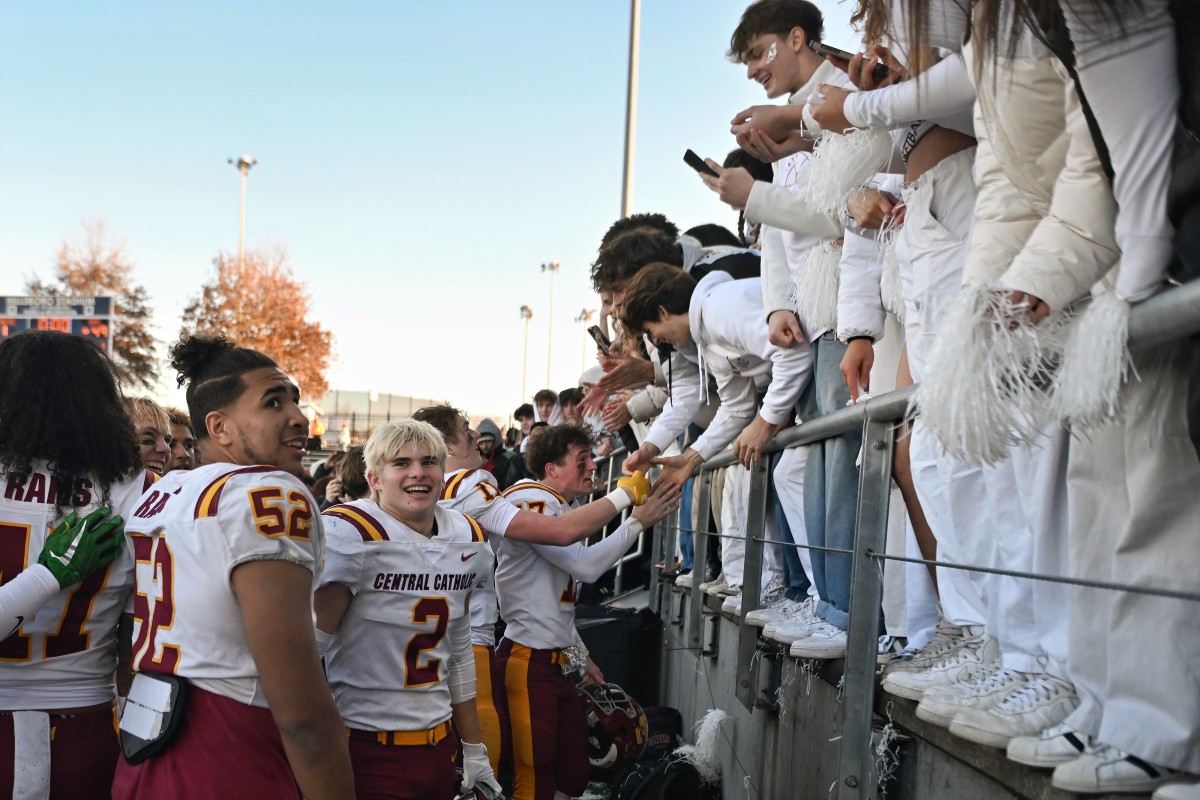 a Central Catholic Tualatin 6A Oregon football final November 22 2023 Leon Neuschwander 69